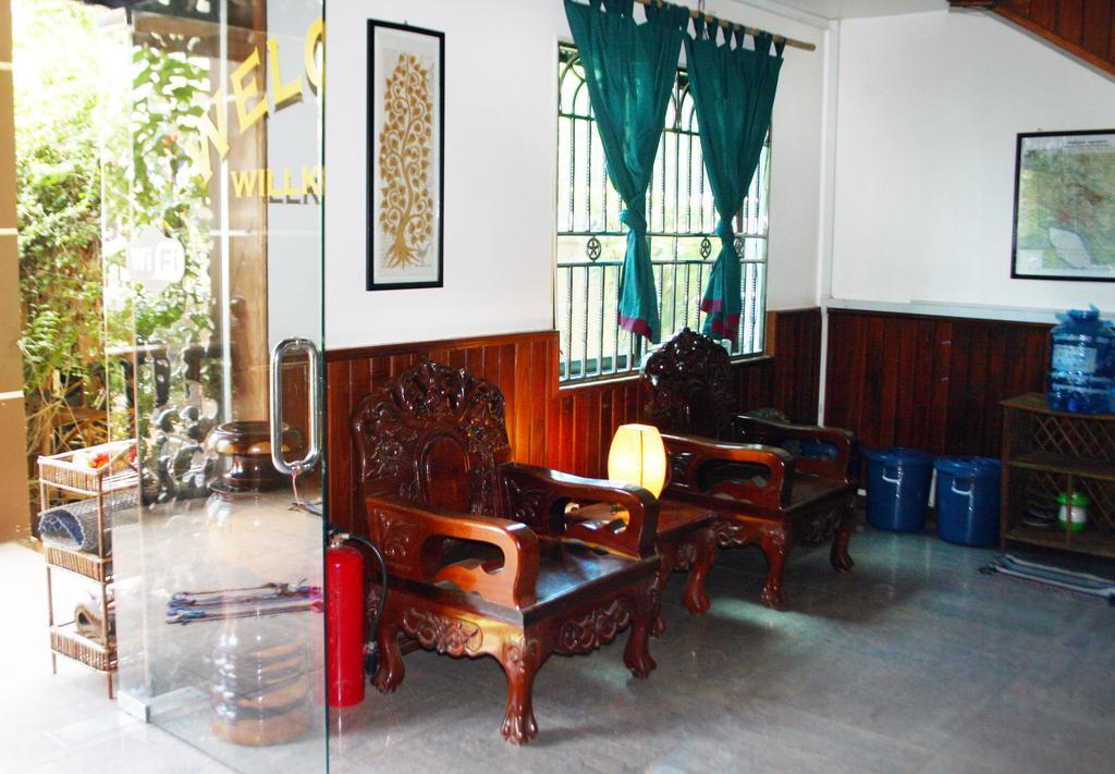 Firefly Guesthouse - The Berlin Angkor Siem Reap Luaran gambar