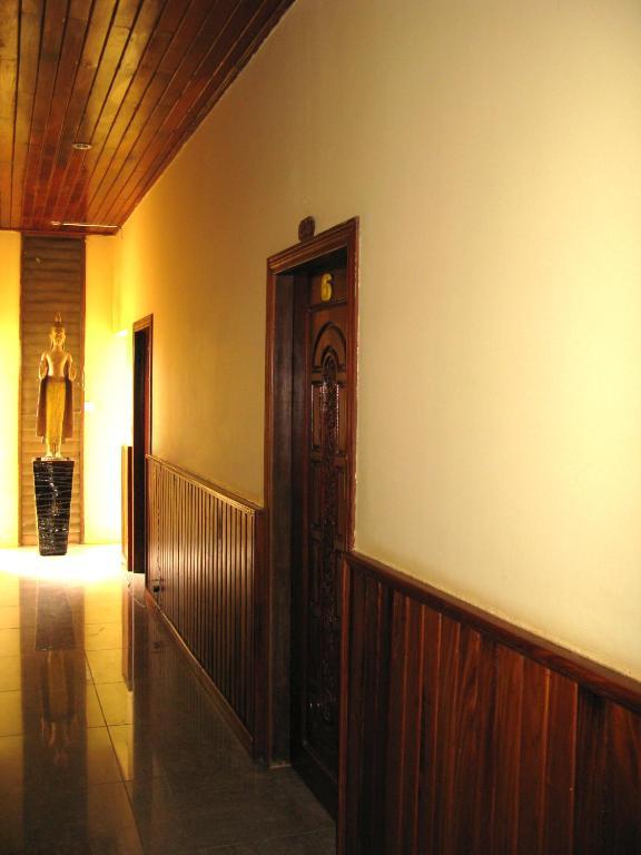 Firefly Guesthouse - The Berlin Angkor Siem Reap Luaran gambar