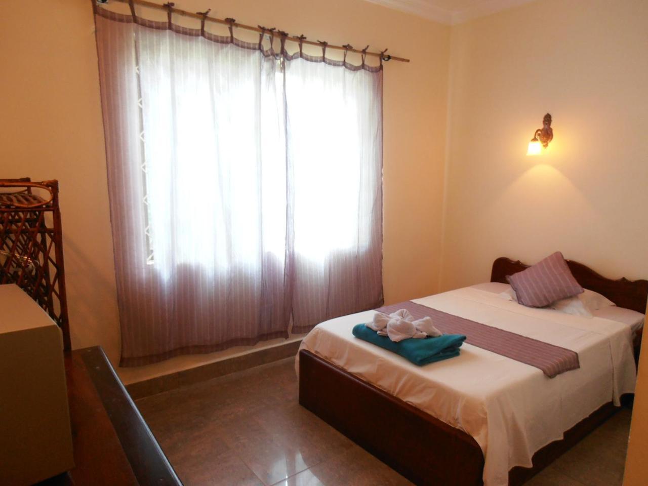Firefly Guesthouse - The Berlin Angkor Siem Reap Luaran gambar